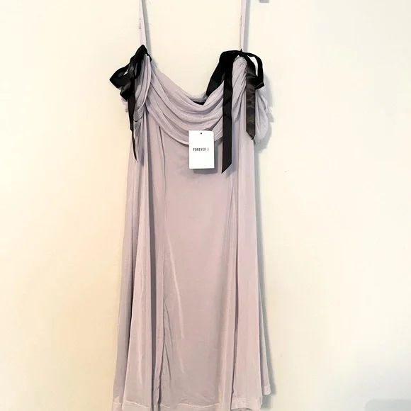 Forever 21 Lilac Dress with Black Ribbon Detail - Picture 2 of 7